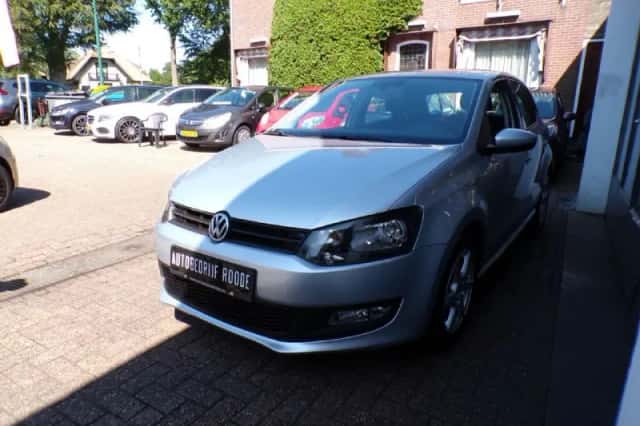 Volkswagen Polo (2012) thumbnail 3