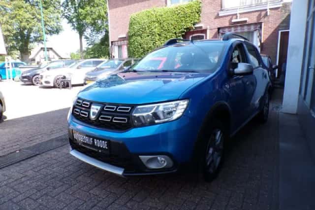 Dacia Sandero (2017) thumbnail 3