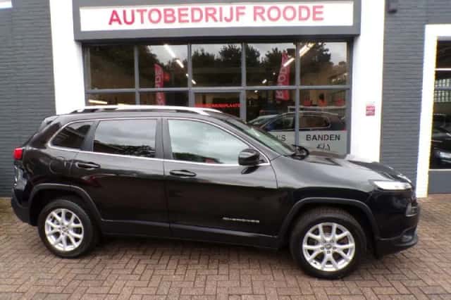 Jeep Cherokee (2017) thumbnail 1