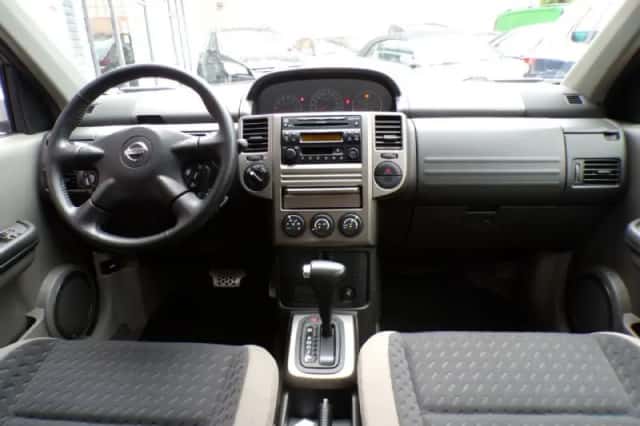 Nissan X-Trail (2006) thumbnail 6