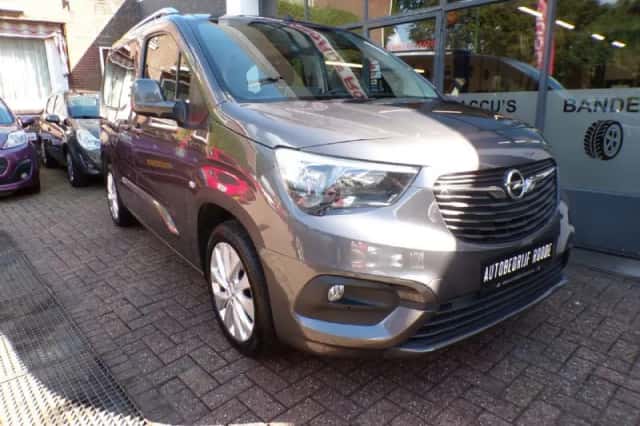 Opel Combo Tour (2021) thumbnail 2