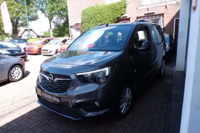 Opel Combo Tour (2021) thumbnail 4