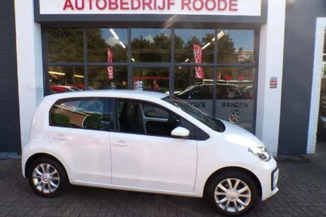 Volkswagen Up! (2019) thumbnail 1