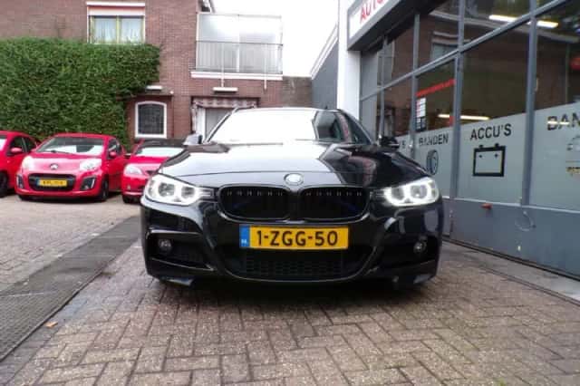 BMW 3-Serie (2015) thumbnail 4