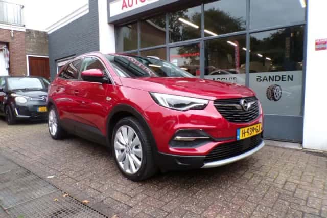 Opel Grandland (2020) thumbnail 2