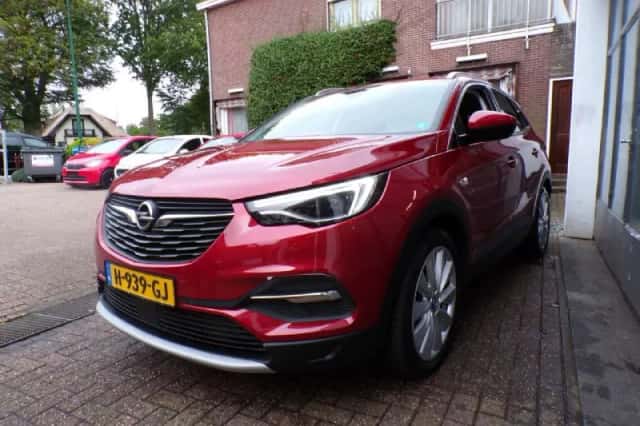 Opel Grandland (2020) thumbnail 3