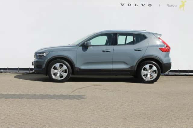 Volvo XC40 (2019) thumbnail 4