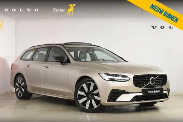 Volvo V90 (2025) thumbnail 1