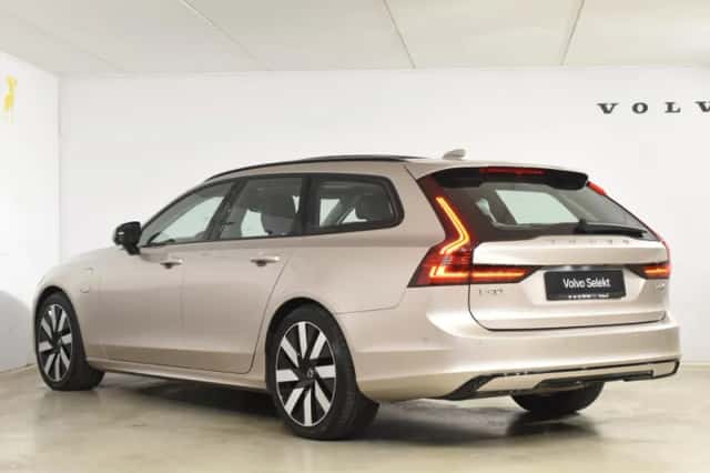Volvo V90 (2025) thumbnail 5