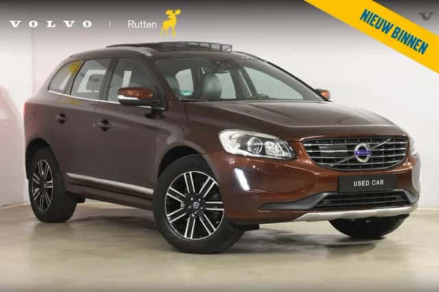 Volvo XC60 (2017) thumbnail 1