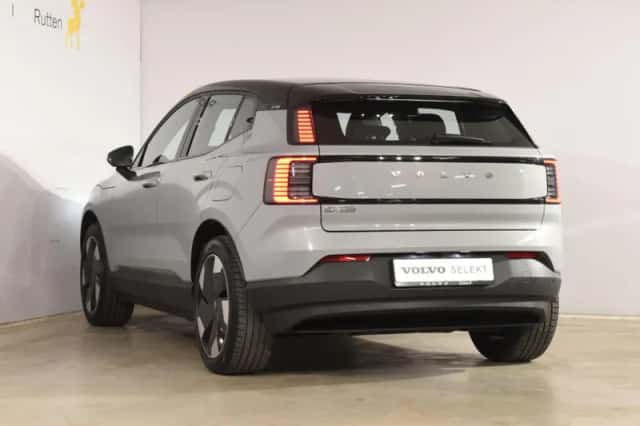 Volvo EX30 (2025) thumbnail 5