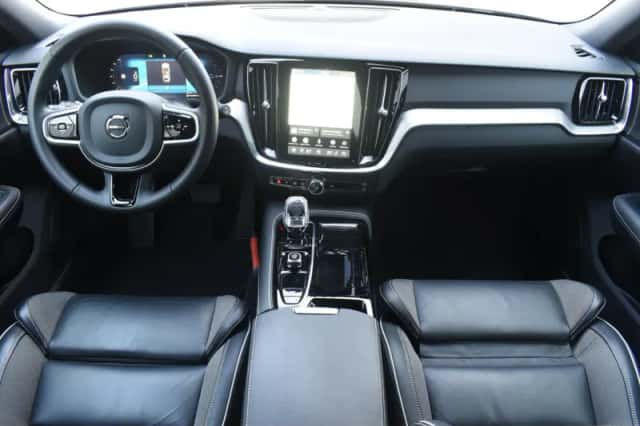 Volvo V60 (2025) thumbnail 3