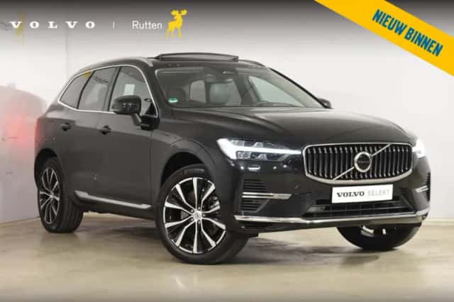 Volvo XC60 (2023) thumbnail 1