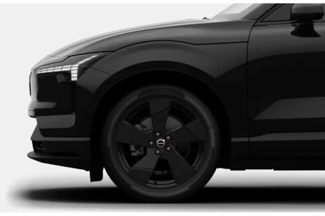 Volvo EX30 (2026) thumbnail 3