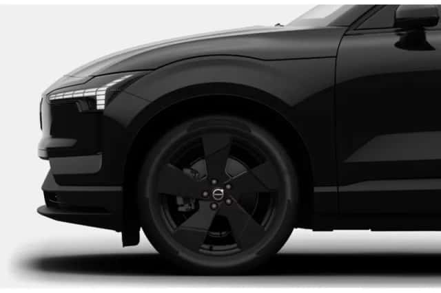 Volvo EX30 (2026) thumbnail 3