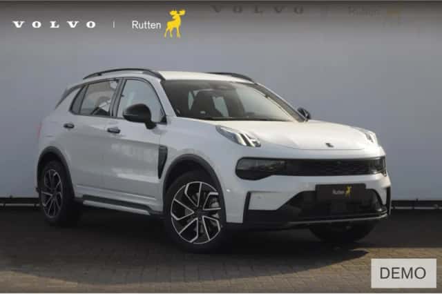 Lynk & Co 01 (2025) thumbnail 1