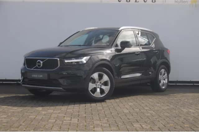 Volvo XC40 (2020) thumbnail 3
