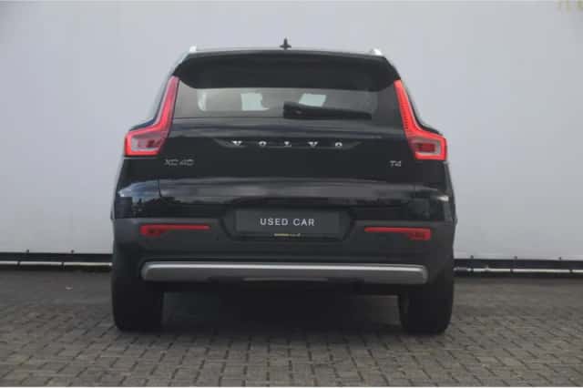 Volvo XC40 (2020) thumbnail 6