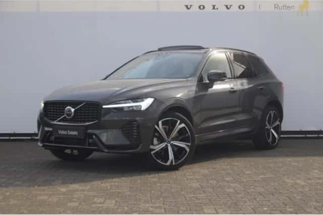 Volvo XC60 (2024) thumbnail 3