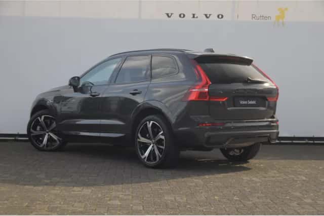 Volvo XC60 (2024) thumbnail 5