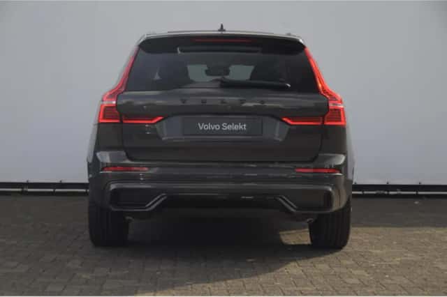 Volvo XC60 (2024) thumbnail 6