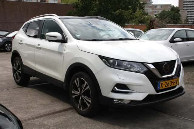 Nissan Qashqai (2018) thumbnail 2