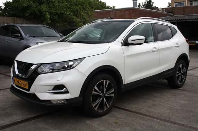 Nissan Qashqai (2018) thumbnail 4