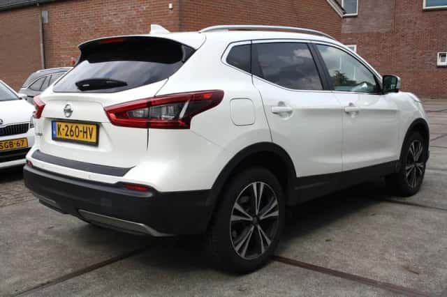Nissan Qashqai (2018) thumbnail 5