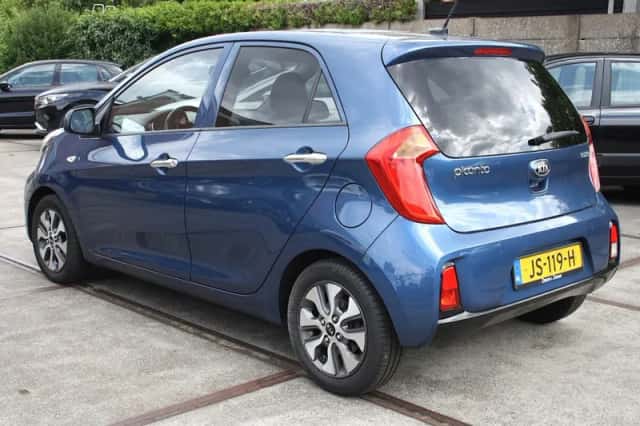 Kia Picanto (2016) thumbnail 4