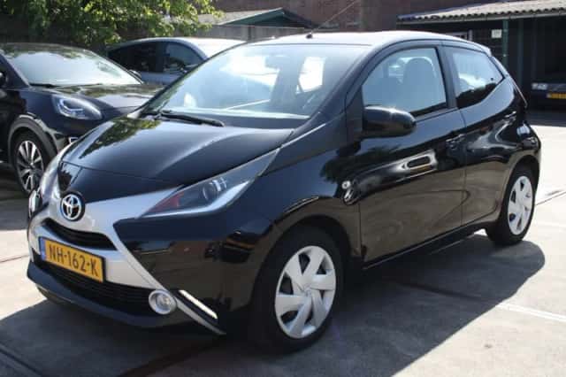 Toyota Aygo (2017) thumbnail 4