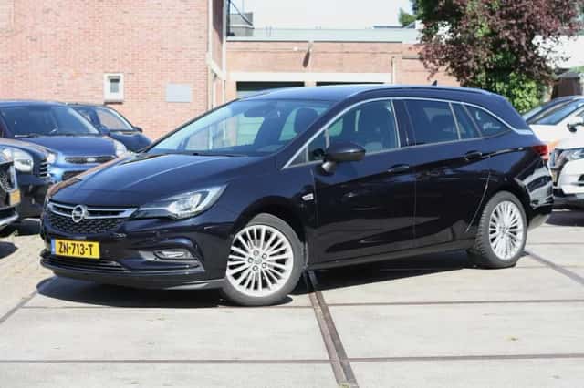 Opel Astra (2019) thumbnail 1