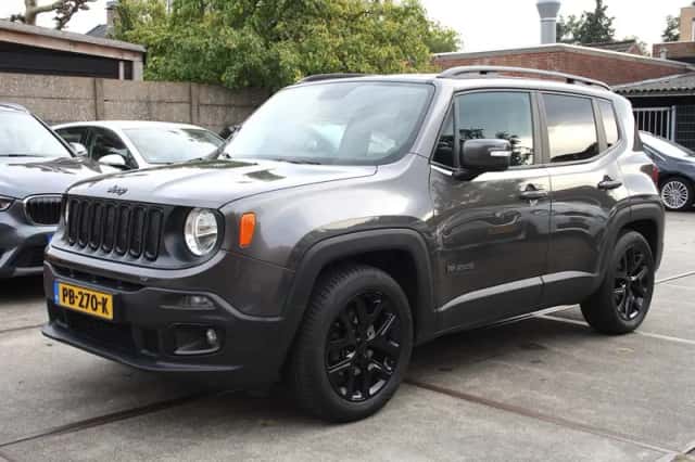 Jeep Renegade (2017) thumbnail 4