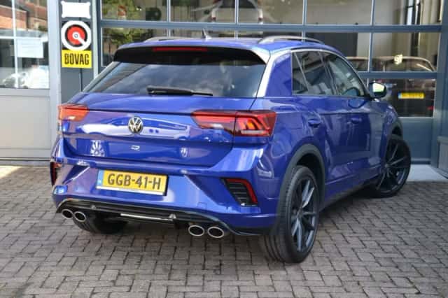 Volkswagen T-Roc (2022) thumbnail 4