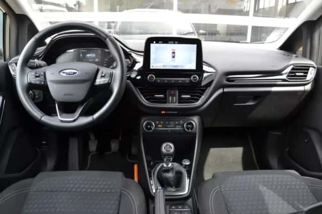 Ford Fiesta (2018) thumbnail 5
