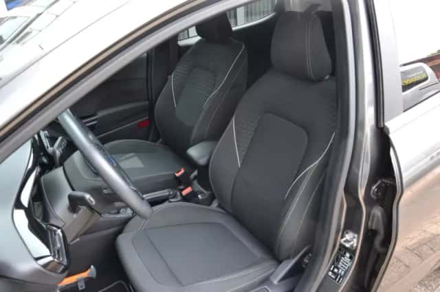 Ford Fiesta (2018) thumbnail 6
