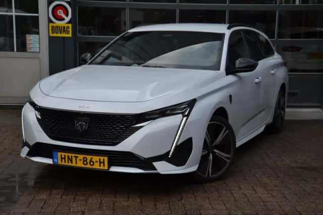 Peugeot 308 (2024) thumbnail 1