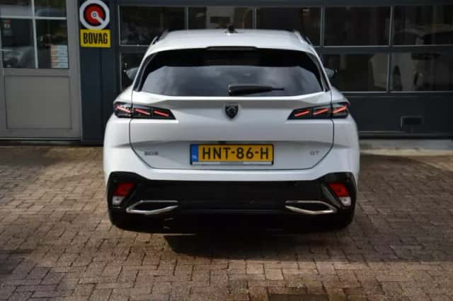Peugeot 308 (2024) thumbnail 4