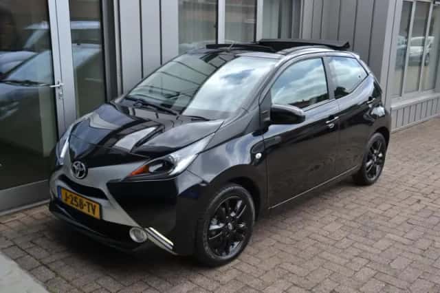 Toyota Aygo (2016) thumbnail 4