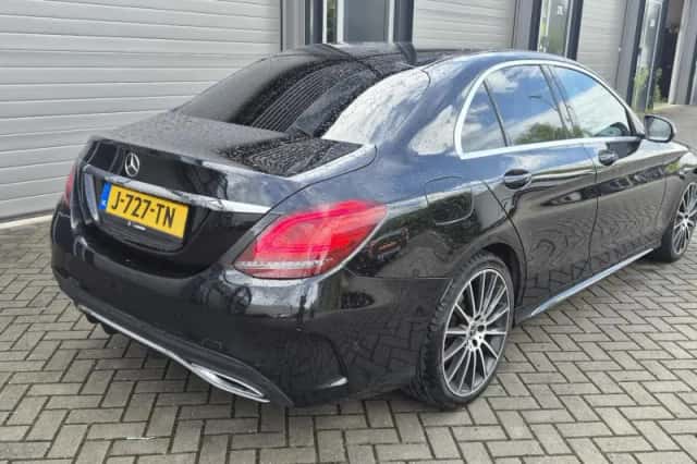 Mercedes-Benz C-Klasse (2020) thumbnail 3