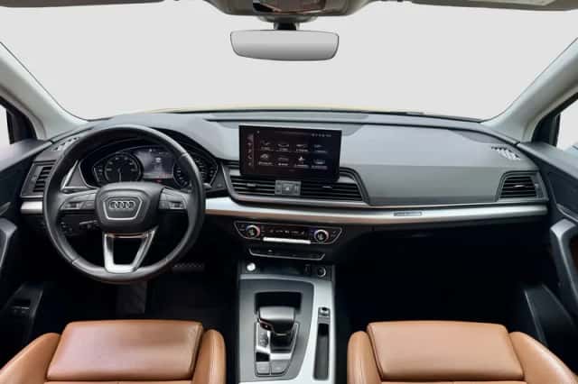 Audi Q5 (2021) thumbnail 3