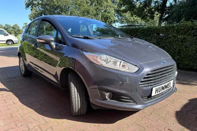 Ford Fiesta (2014) thumbnail 5