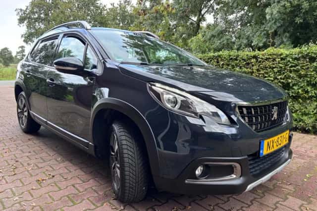 Peugeot 2008 (2017) thumbnail 4