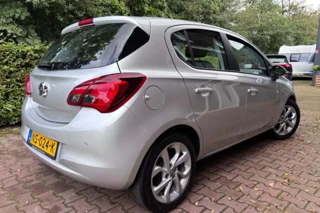 Opel Corsa (2017) thumbnail 3