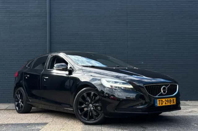 Volvo V40 (2018) thumbnail 4