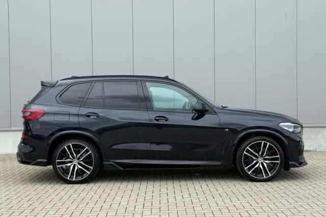 BMW X5 (2019) thumbnail 4