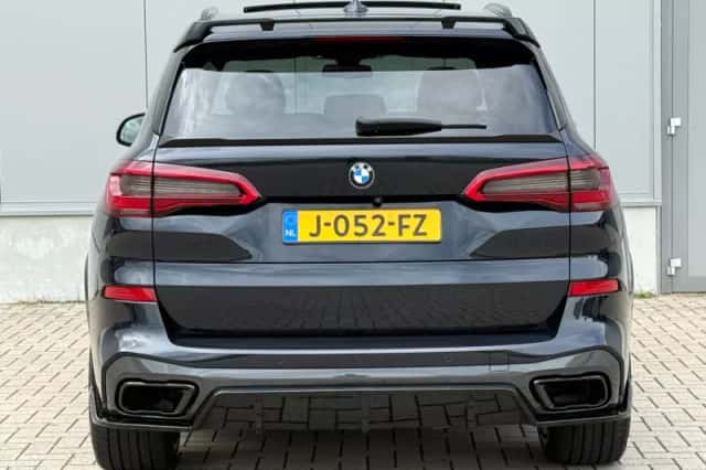 BMW X5 (2019) thumbnail 6