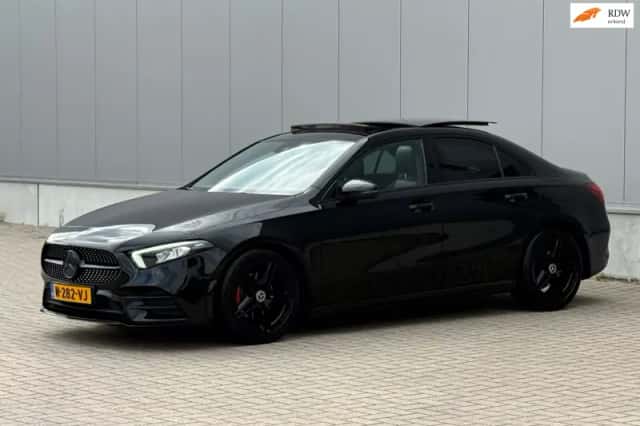 Mercedes-Benz A-Klasse (2022) thumbnail 1