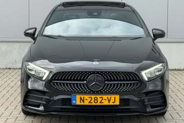 Mercedes-Benz A-Klasse (2022) thumbnail 2