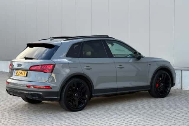 Audi SQ5 (2018) thumbnail 5