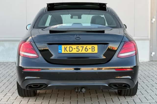 Mercedes-Benz E-Klasse (2016) thumbnail 6